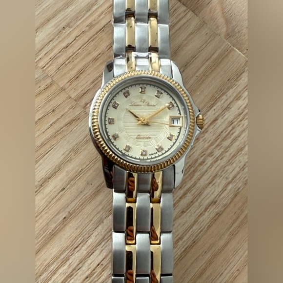 Lucien Piccard Diamond New IOB Ladies Watch Two-Tone Case Bracelet Gold Dial main image 5